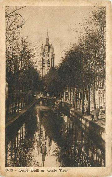 (300-439-015) Delft Oude Delft en Oude Kerk beschikbaar voor biedingen