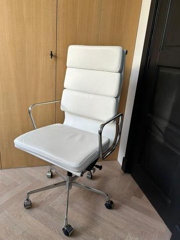 Vitra Eames Soft Pad EA 219 bureaustoel beschikbaar voor biedingen