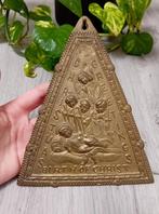 Oude messing plaquette/onderzetter met religieus motief, Ophalen of Verzenden