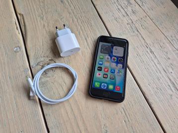 iPhone SE 2022 (3e generatie) 128GB beschikbaar voor biedingen