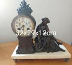 beeldpendule op marmeren basement, Ophalen of Verzenden