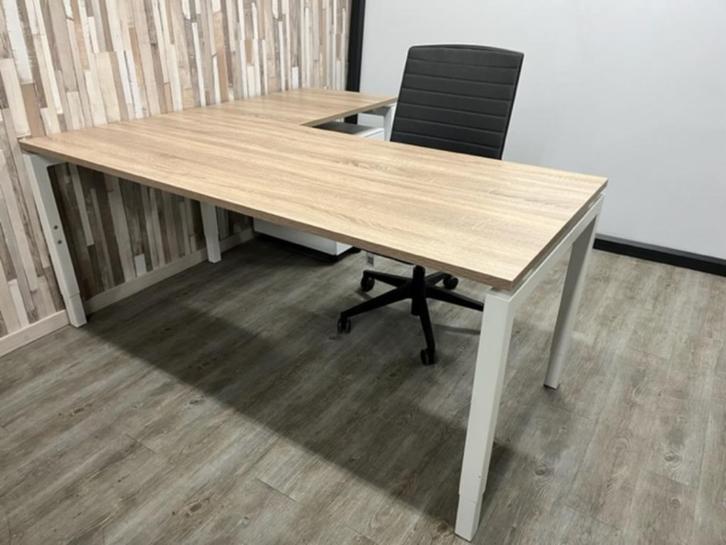 Q- line Hoekbureau (wit), Huis en Inrichting, Bureaus, Gebruikt, In hoogte verstelbaar, Ophalen of Verzenden