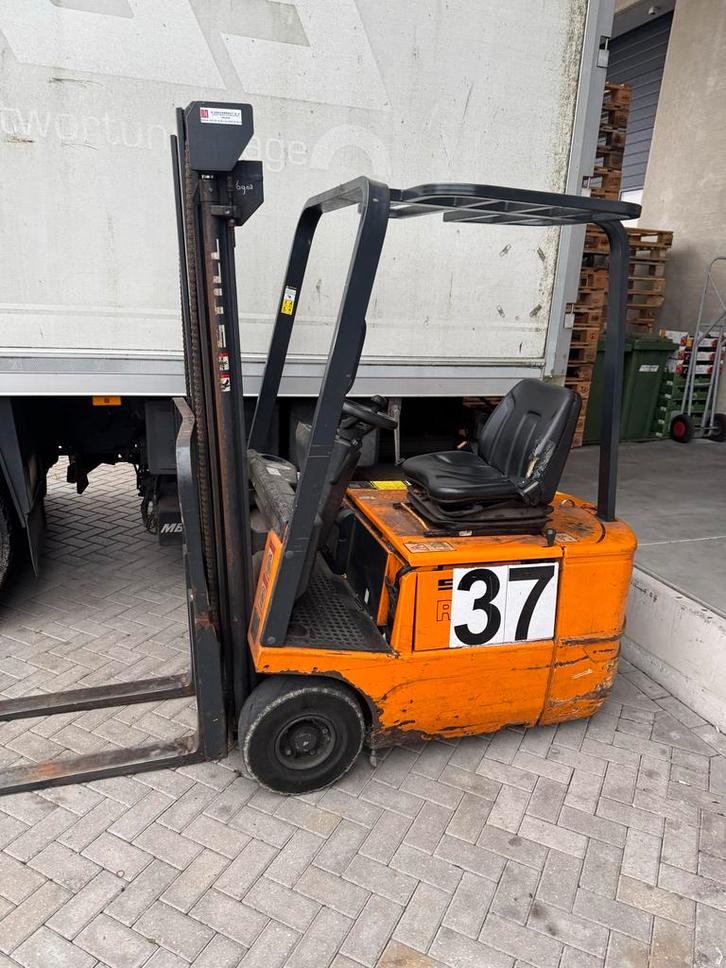 2x Still Heftruck met opladers, Zakelijke goederen, Machines en Bouw | Heftrucks en Intern transport, Heftruck, Elektrisch, 1000 tot 2000 kg