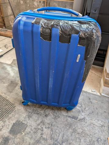 Gratis Blauwe koffer Gratis beschikbaar voor biedingen