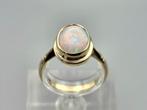 Gouden Vintage ring met edelsteen opaal. 2025/425., Overige kleuren, ., Ophalen of Verzenden, Zo goed als nieuw