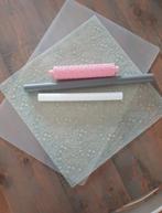 Wilton uitrolmat fondant en roller voor taarten, Ophalen of Verzenden, Gebruikt