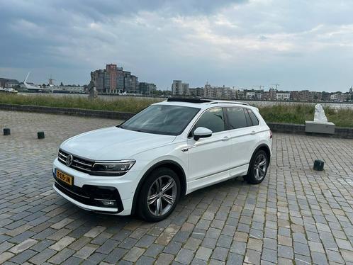Volkswagen Tiguan R-line 2.0 TDI 150pk DSG 2019 Wit, Auto's, Volkswagen, Particulier, Tiguan, Diesel, SUV of Terreinwagen, Automaat