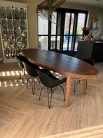 Massief houten ovale tafel + 6 zwarte kuipstoelen, Huis en Inrichting, Stoelen, Ophalen, Gebruikt, Zwart, Vijf, Zes of meer stoelen