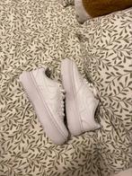 Brand new white Nike Airforces, Kleding | Dames, Schoenen, Verzenden, Wit, Nike, Nieuw