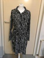 Prachtige jurk van CL Essentials maat L Met strikceintuur., Cl Essentials, Ophalen of Verzenden, Zo goed als nieuw, Zwart