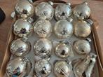 #kerst bewerkte zilveren oude kerstballen ., Diversen, Kerst, Ophalen of Verzenden