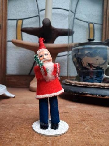 vintage oud kerstmannetje / 11 cm hoog beschikbaar voor biedingen