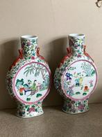 Grote oude Chinese porceleinen Famille rose maanvasen, Antiek en Kunst, Antiek | Porselein, Ophalen