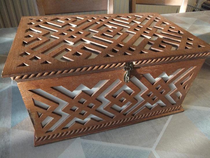 houten kist, Huis en Inrichting, Woonaccessoires | Kisten, Gebruikt, Minder dan 50 cm, Minder dan 50 cm, Minder dan 50 cm, Ophalen of Verzenden