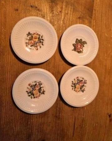 4 x Wedgwood Conway bonbonbordje/bordje voor theezakje  beschikbaar voor biedingen