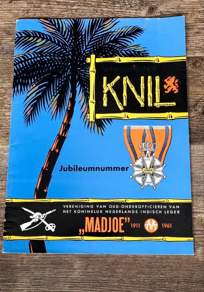 KNIL Jubileumnummer "Madjoe" 1911-1961, Verzamelen, Militaria | Algemeen, Landmacht, Boek of Tijdschrift, Nederland, Ophalen of Verzenden