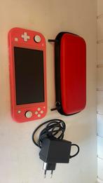 Nintendo Switch Lite coral/roze, Spelcomputers en Games, Spelcomputers | Nintendo Switch Lite, Ophalen, Roze of Coral, Zo goed als nieuw