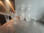 Twee karaffen en vijf champagne glazen, Ophalen of Verzenden, Zo goed als nieuw, Overige typen