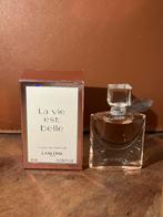 Lancôme - la vie est belle miniatuur 4ml EDP, Verzamelen, Parfumverzamelingen, Ophalen of Verzenden, Nieuw, Miniatuur, Gevuld