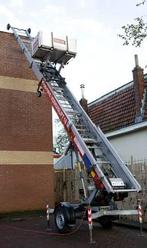 Verhuislift gezocht!, Doe-het-zelf en Verbouw, Ladders en Trappen, Gebruikt, Ophalen of Verzenden, Ladder, Opvouwbaar of Inschuifbaar