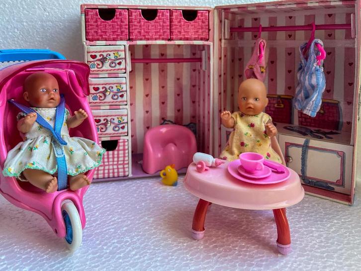 Mini baby born kastje met mini baby born popjes, Kinderen en Baby's, Speelgoed | Poppen, Zo goed als nieuw, Babypop, Ophalen of Verzenden