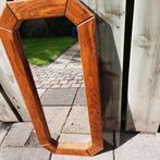 Spiegel met houten rand
66,5 x 29,5 cm totaal, Ophalen