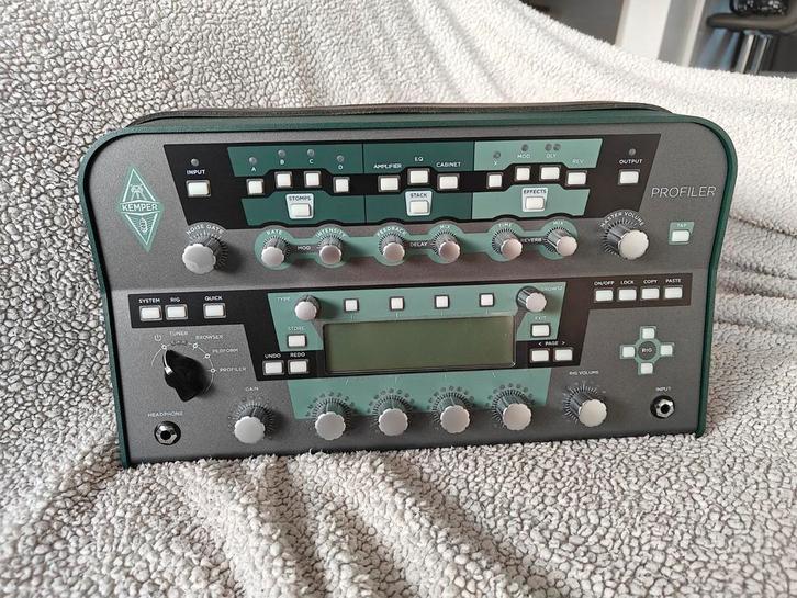 Kemper powerhead + tas, Muziek en Instrumenten, Versterkers | Bas en Gitaar, Zo goed als nieuw, 100 watt of meer, Ophalen of Verzenden