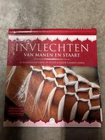 Boek Invlechten paard, Ophalen of Verzenden, Zo goed als nieuw, Paarden of Pony's