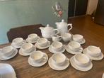 Rosenthal Classic Rose Sanssouci 12 pers thee/koffieset, Antiek en Kunst, Ophalen