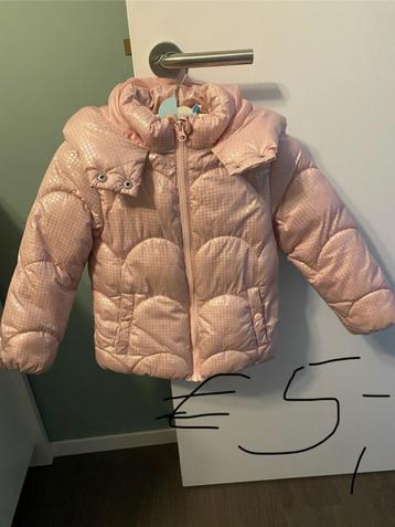 Meisje winter jas  beschikbaar voor biedingen