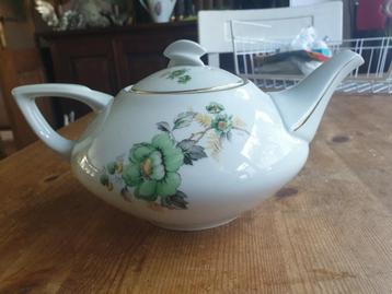 Theepot beschikbaar voor biedingen