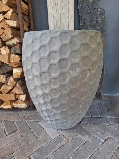 Grote bloempot/vaas/kruik steen, Tuin en Terras, Bloempotten, Zo goed als nieuw, Steen, Binnen, Rond, Ophalen