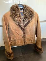 Suède jas maat 36 bontkraag pantervoering, Kleding | Dames, Ophalen, Beige, Zo goed als nieuw, Maat 36 (S)