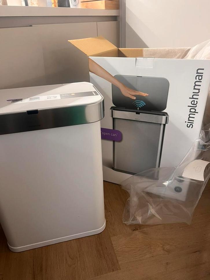 Simplehuman 58L Sensor Trash Can/ prullenbak, Huis en Inrichting, Woonaccessoires | Prullenbakken, Nieuw, Ophalen