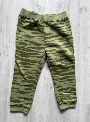 Primark zebra groene gestreepte joggingbroek warm gevoerd 98 beschikbaar voor biedingen
