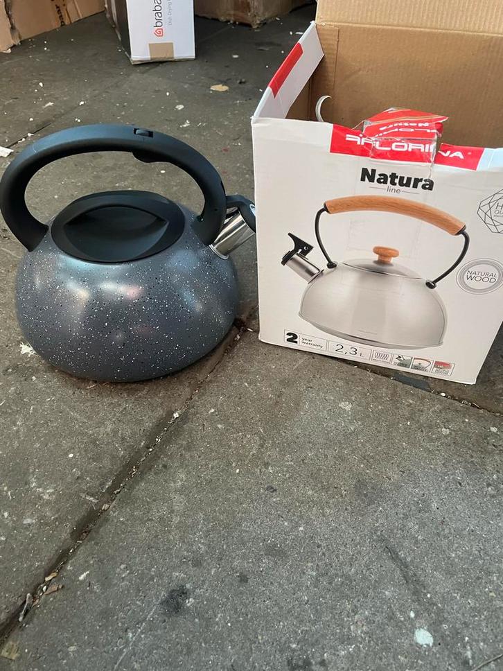 Nieuwe Fluitketel - Stijlvol en Functioneel, Huis en Inrichting, Keuken | Keukenbenodigdheden, Nieuw, Ophalen of Verzenden