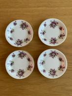 4 schattige bonbon schaaltjes Royal Albert Sweet Violets, Ophalen of Verzenden, Zo goed als nieuw, Porselein, Bord of Schaal