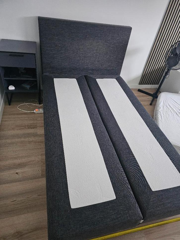 Twijfelaar boxspring, Huis en Inrichting, Slaapkamer | Boxsprings, Zo goed als nieuw, 120 cm, 200 cm, Twijfelaar, Overige kleuren
