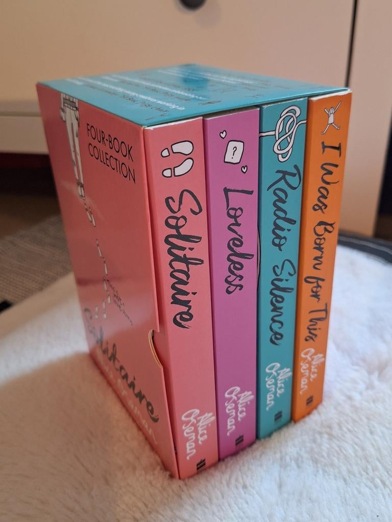 Alice Oseman Boxset - Zo Goed Als Nieuw, Ophalen of Verzenden, Zo goed als nieuw, Alice Oseman, Nederland