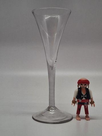 Georgische glas met lucht slinger steel ca. 1750 beschikbaar voor biedingen