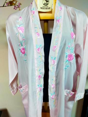 Vintage Nachtkleding Collectie beschikbaar voor biedingen