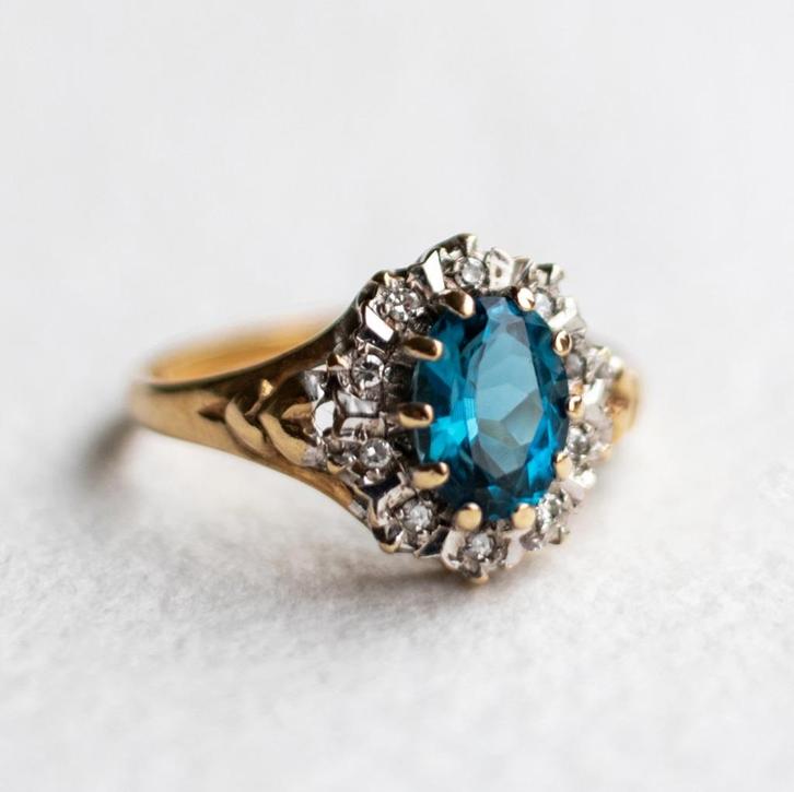 Vintage 9K gouden cluster ring met topaas & diamant - 16,75, Sieraden, Tassen en Uiterlijk, Ringen, Zo goed als nieuw, Dame, Kleiner dan 17