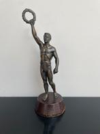 Antiek bronzen beeld ‘Olympische Winnaar’, Antiek en Kunst, Antiek | Koper en Brons, Ophalen of Verzenden, Brons
