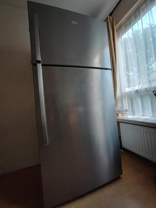 Beko RVS extra groot combi koelkast, Witgoed en Apparatuur, Koelkasten en IJskasten, Zo goed als nieuw, Met aparte vriezer, 200 liter of meer