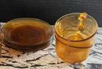 Set van 2 Arcoroc France Sierra kopjes en schotels, Huis en Inrichting, Keuken | Servies, Gebruikt, Ophalen of Verzenden, Glas