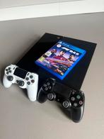 Playstation 4 inclusief toebehoren, Spelcomputers en Games, Ophalen of Verzenden, Zo goed als nieuw, Met 2 controllers, Original