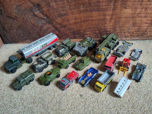 16x Matchbox Lesney SuperKings BattleKings Army Tanker DAF, Hobby en Vrije tijd, Modelauto's | Overige schalen, Gebruikt, Bus of Vrachtwagen