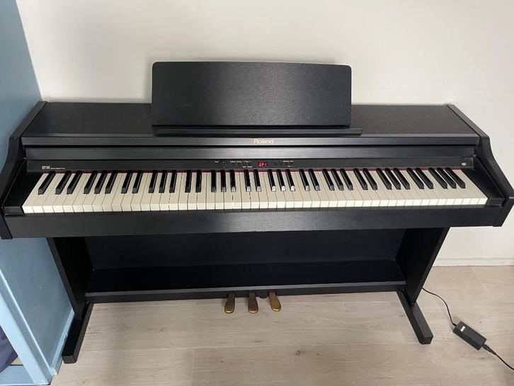 Roland RP301-SB Digitale piano, Muziek en Instrumenten, Piano's, Gebruikt, Piano, Zwart, Digitaal, Ophalen