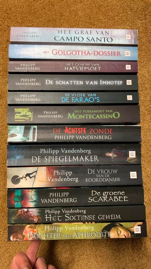 Philipp Vandenberg 13x - oa Scarabee, Imhotep, Spiegelmaker, Boeken, Thrillers, Gelezen, Nederland, Ophalen of Verzenden