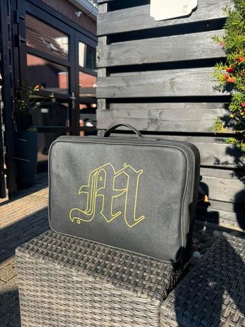 Made By Mitchel make-up case beschikbaar voor biedingen